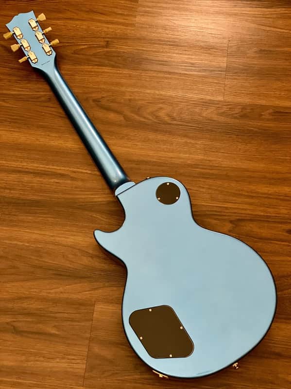 Tokai LS-122 PHB Love Rock Japan in Pelham Blue weight 4.15 KG S/N