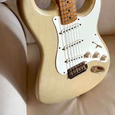 2000 Fender Custom Shop Mary Kaye Stratocaster John Cruz JCQA stamps - Vintage Blonde image 16