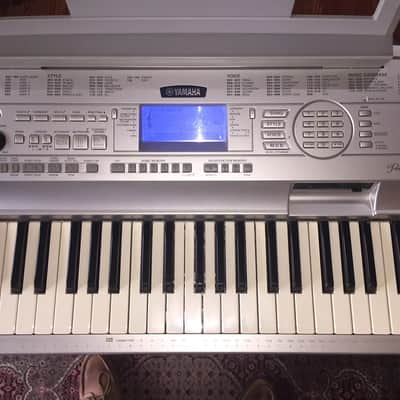 Yamaha DGX-500 Portable Grand Piano - 88 Keys image 2