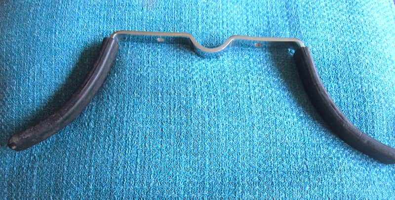Conga Stand Separator Support Bracket image 1