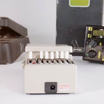 Lot of 6 damaged pedals for repair image 21