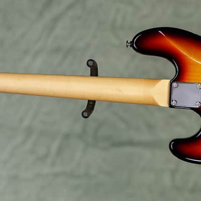 Suhr Classic J 3-Tone Burst / Rosewood image 3
