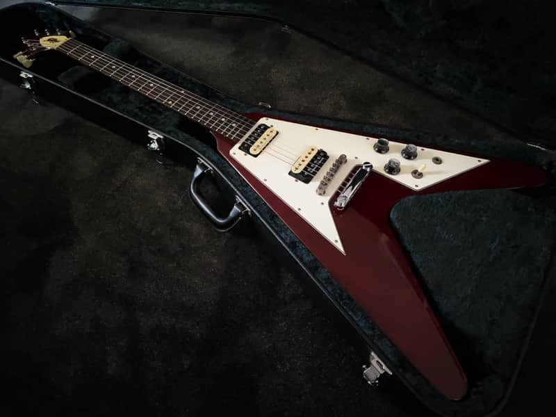ESP Navigator N-FV Takada Custom Shop Flying V 2006 Cherry - VERY