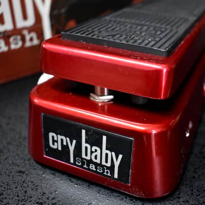 Dunlop Slash Signature Cry Baby Wah image 3