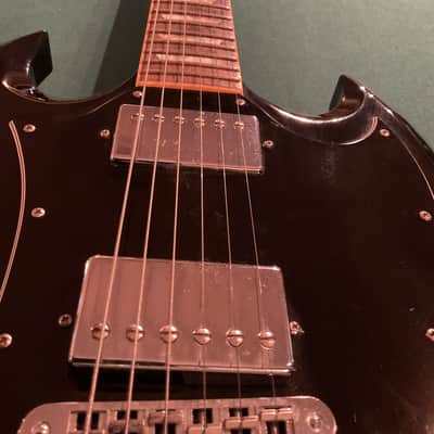 Gibson SG Standard 2009 Black Solid Body Electric Guitar (like new) comes with new Gibson padded  gigbag and Strap, SG serial#004191371 image 14