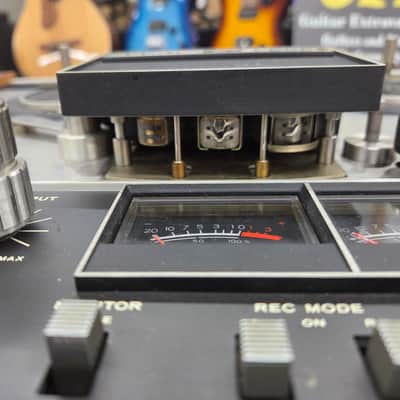 TEAC A-2300S 4-Track Reel to Reel Recorder 1970s - Silver/Walnut image 9