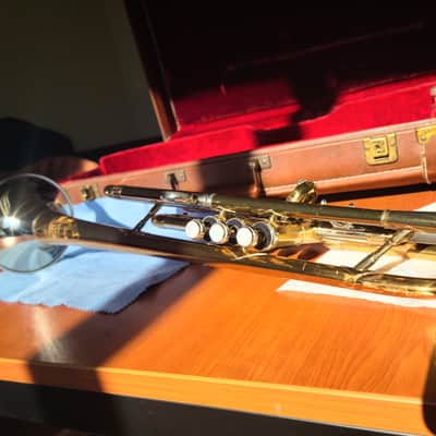 1952 York Master FeatherTouch Trumpet – Excellent Condition – Recently Serviced – Includes Original FeatherTouch Parts (Partial) image 18