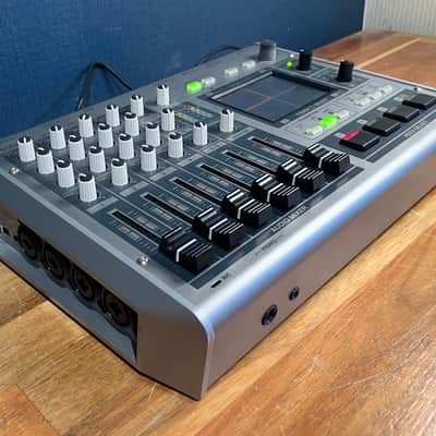 Roland VR-3 Portable Audio Video A/V Mixer Switcher image 3