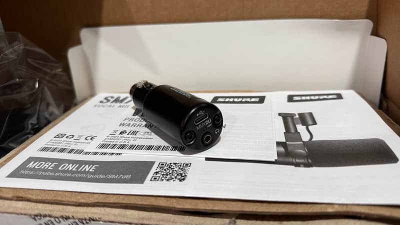 Shure MVX2U XLR to USB Audio Interface 2023 - Present - Black image 1