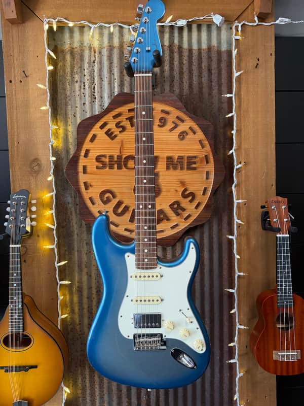 Fender Limited Edition American Showcase Stratocaster HSS 2021 - Sky Burst Metallic image 1