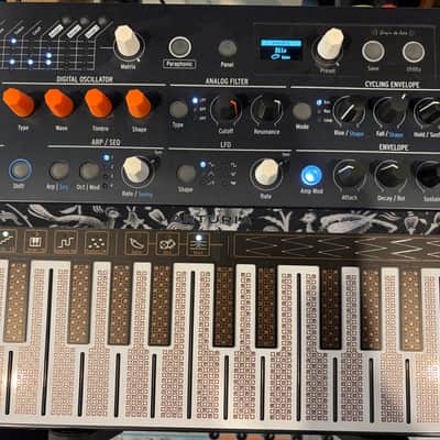 Arturia MicroFreak 25-Key Algorithmic Synthesizer 2019 - Present - Black