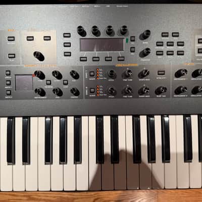 Sequential Prophet X 61-Key 16-Voice Polyphonic Synthesizer 2018 - Present Black image 3