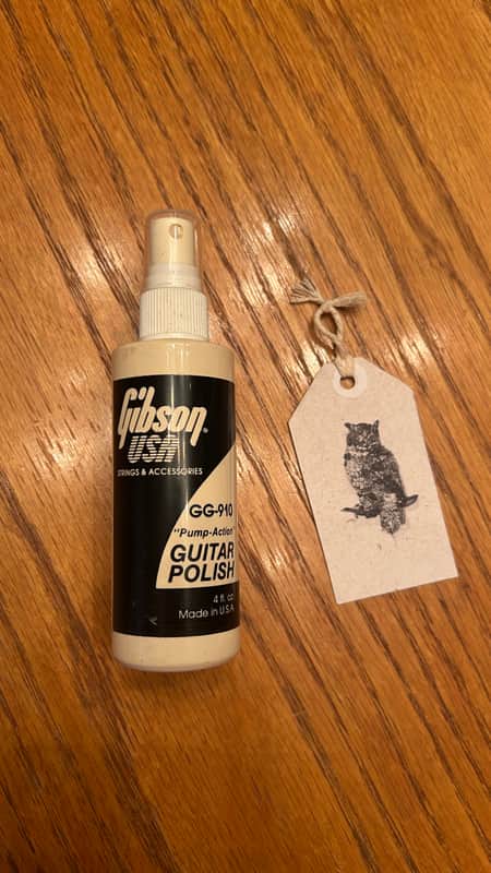 Rare Vintage Gibson GG-910 Guitar Polish - Made in USA - 4oz image 1