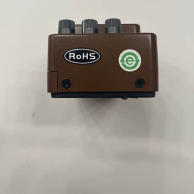 Behringer AM300 Acoustic Modeler Simulator Guitar Effect Pedal image 4