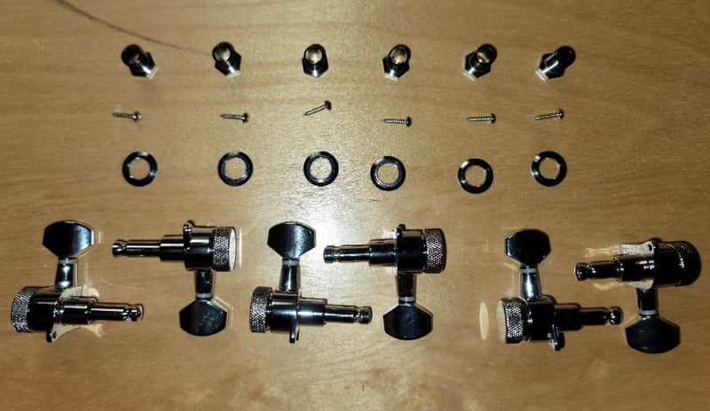 Tuner Set - Staggered - Locking - 6 In Line - Bass Side RH- Chrome image 1
