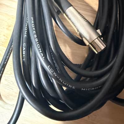 Carvin CTM100 Multi-Pattern Tube Condenser Studio Microphone image 6