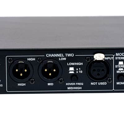 dbx 223xs Stereo 2-Way / Mono 3-Way Crossover image 7