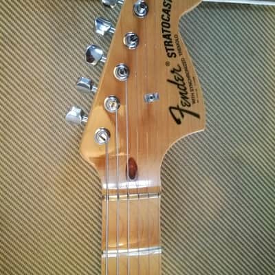 Fender Yngwie Malmsteen Signature Stratocaster Sonic Blue image 8