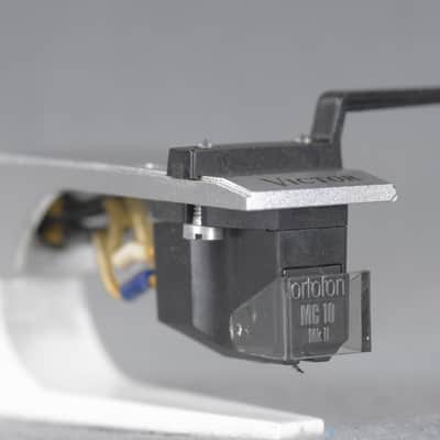 Ortofon MC10  MK II Cartridge W/ Headshell In Excellent Condition image 2