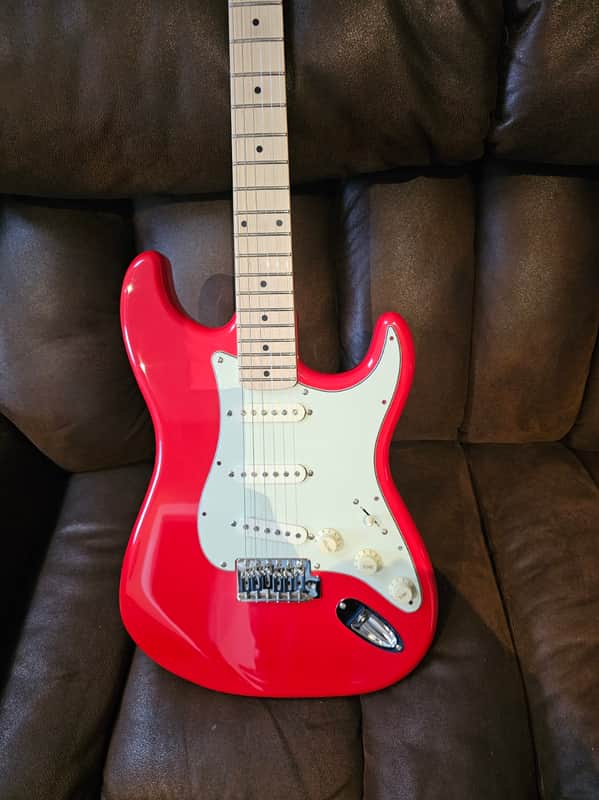 Partscaster Stratocaster 2025 - Gloss Red Laquar image 1