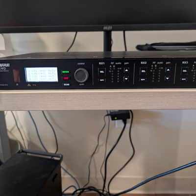Shure ULXD4Q Quad-Channel Digital Wireless Receiver for G57, J50A, and J50 and G50 image 6