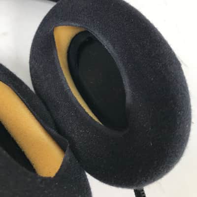 Sennheiser HD380 Pro Over Ear Headphones (Black) image 3