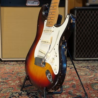 Fender Stratocaster 1958 - 3 Tone Sunburst image 4