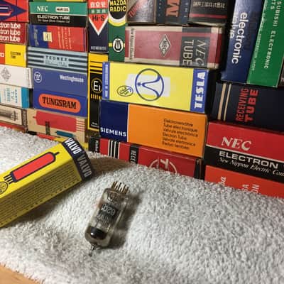 1 x Rare NOS Valvo Hamburg Germany 6201 Gold Pin ~ SQ Miniwatt Authentic 1964 Production ~ HolyGrail 12AT7 ECC81 ~ Musical Dynamic Warm Vintage Holographic Transparency ~ E81CC 12AT7WA image 2