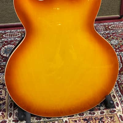 Gibson ES335 Larry Carlton MR335 2010 - Vintage Burst image 7