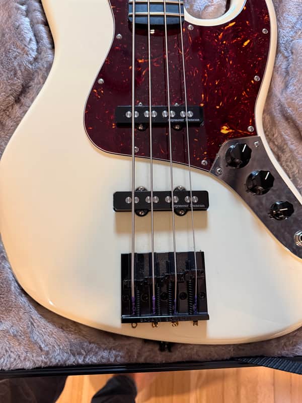 Fender Jazz Bass