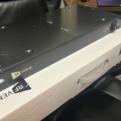 RF Venue COMBINE4 4-channel Antenna Combiner image 6