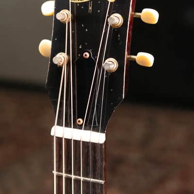 Gibson Custom Shop 1942 Banner J-45 Murphy Lab Light Aged Acoustic Guitar - Vintage Sunburst with Hardshell Case image 6