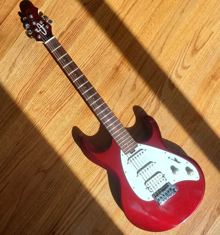 Ernie Ball Licensed OLP Music Man Silhouette MM4 - Sparkle Red