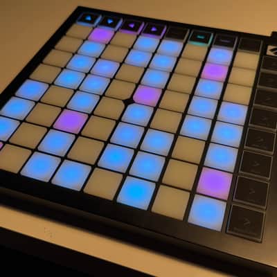Novation Launchpad X 2019 - Present Black image 2