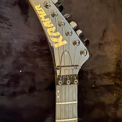 Kramer Nightswan 1988-90 - Original Holoflash Finish image 5