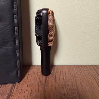 Sennheiser MD 409 U3 Mid 80’s - NEW FOAM/Clean Cap Black/Gold image 5