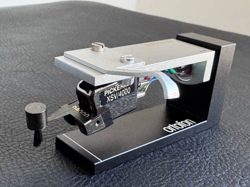 Pickering XSV/4000 Cartridge with D4000 Stylus & Silver Jeweltone Headshell