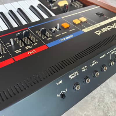 Roland Juno-6 Polyphonic Synthesizer w Tubbutec MIDI mod image 12
