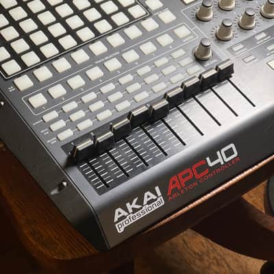 Akai Apc40 ableton controller image 1