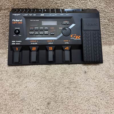 Roland GR-33 Guitar Synthesizer