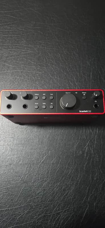 Focusrite Scarlett 2i2 4th Gen USB Audio Interface
