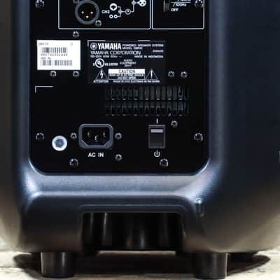 Yamaha DBR10 - 2-Way Bi-Amp Bass-Reflex Type 10" Portable Powered Loudspeaker image 6