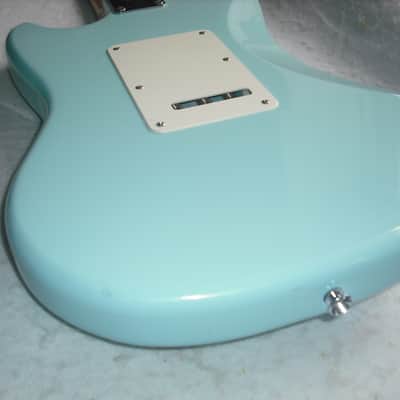 Squier Paranormal Series Cyclone 2020 - Daphne Blue image 10
