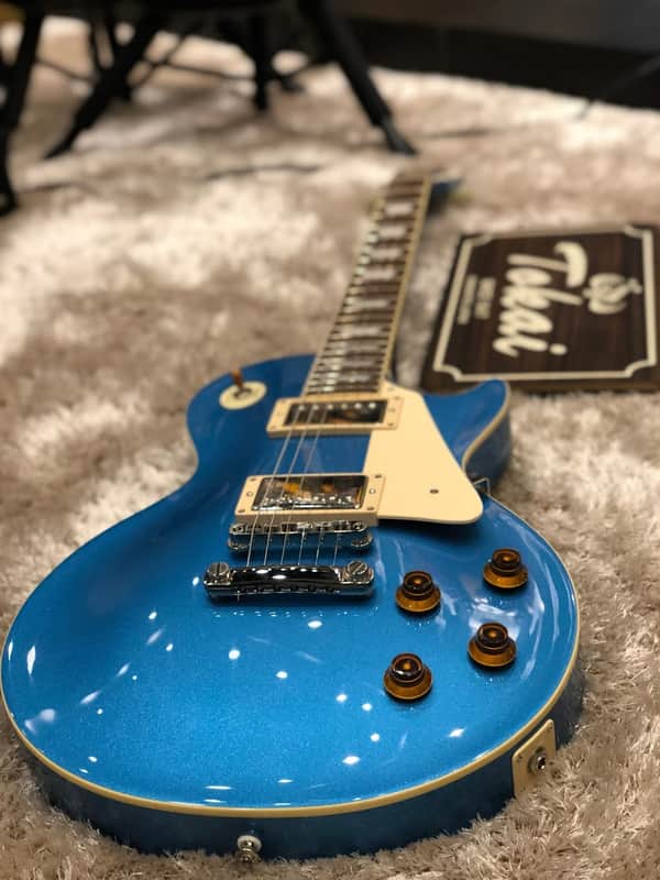 Tokai LS-122 PHB Love Rock Japan in Pelham Blue weight 4.15 KG S/N