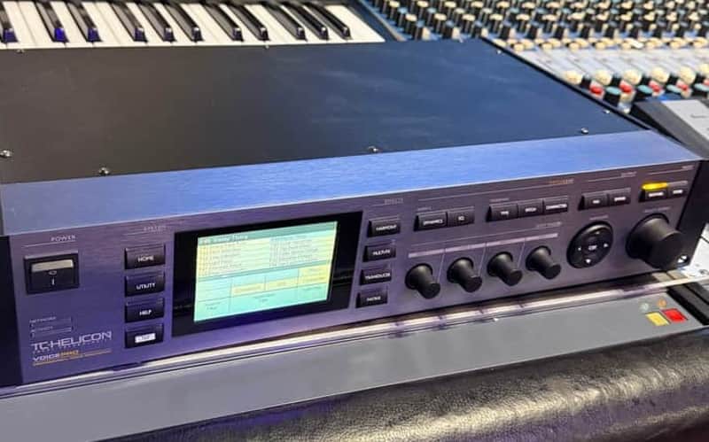 TC Helicon Voice Pro Rackmount Vocal Processor *MINT* image 1