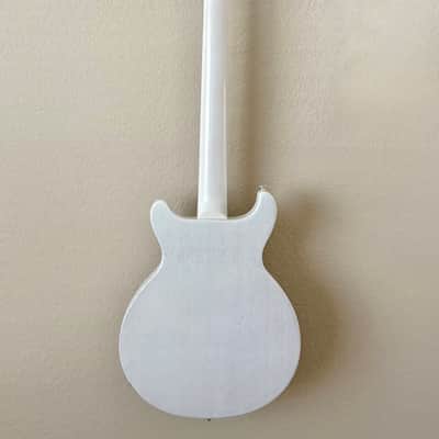 Gibson Les Paul Junior Tribute DC 'CME edition' with Side-Mounted Input Jack 2020-22 - Worn White image 2