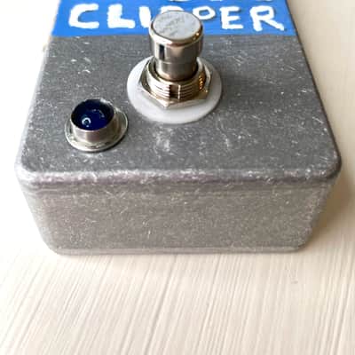 Dane Armstrong Blue Clipper Clone image 2