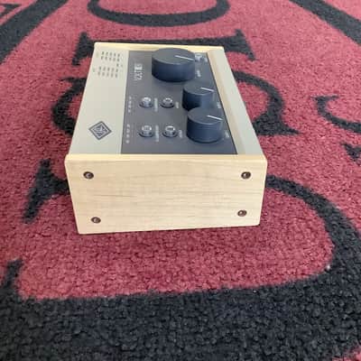 Universal Audio Volt 276 Audio Interface Present image 4