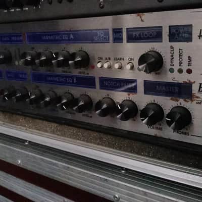 Hughes& Kettner Bass Base 600 Topteil Preamp 650 W Bild 1