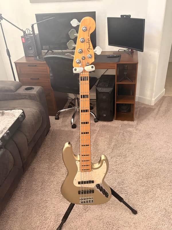 Fender bass 5 string Jazz image 1